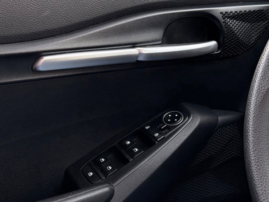 Certified 2023 Kia Seltos LX image 25
