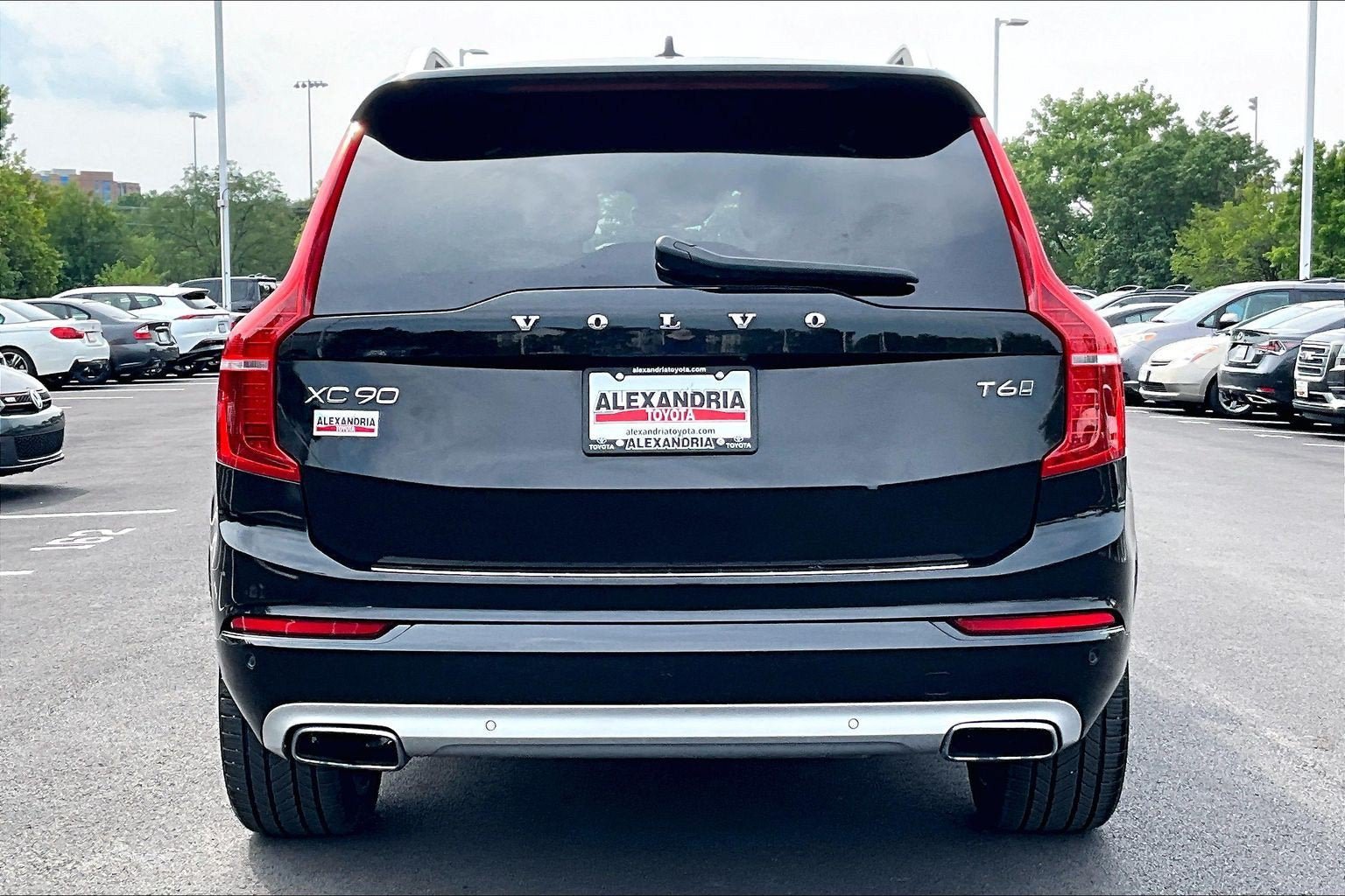 Used 2019 Volvo XC90 T6 Momentum w/ Advanced Package AWD/4WD image 4