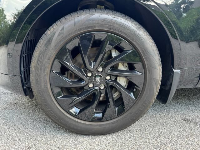 Used 2023 Land Rover Discovery S R-Dynamic AWD/4WD image 2