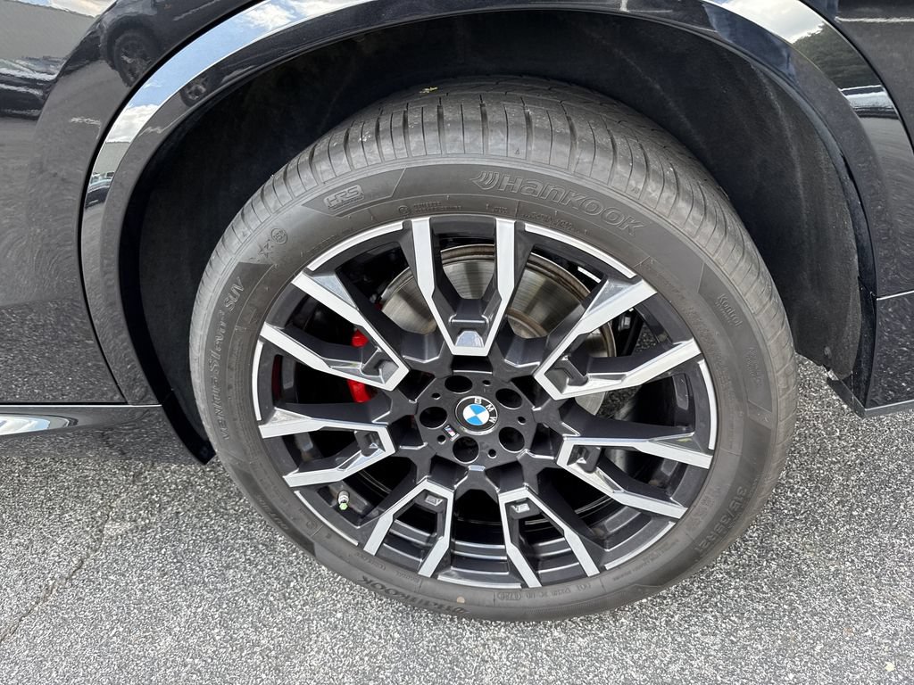 Used 2026 BMW X5 xDrive40i w/ M Sport Package AWD/4WD image 19