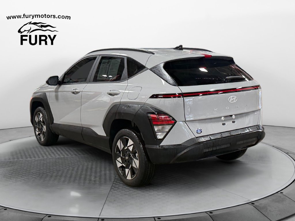 Used 2025 Hyundai Kona SEL AWD/4WD image 6