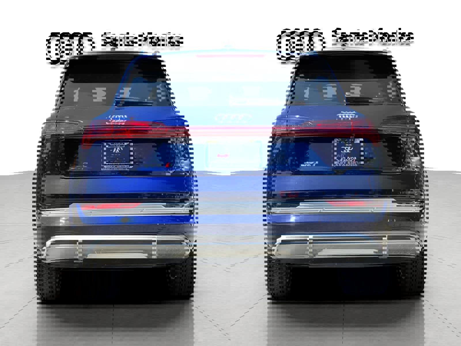 Used 2022 Audi e-tron S Premium Plus image 7