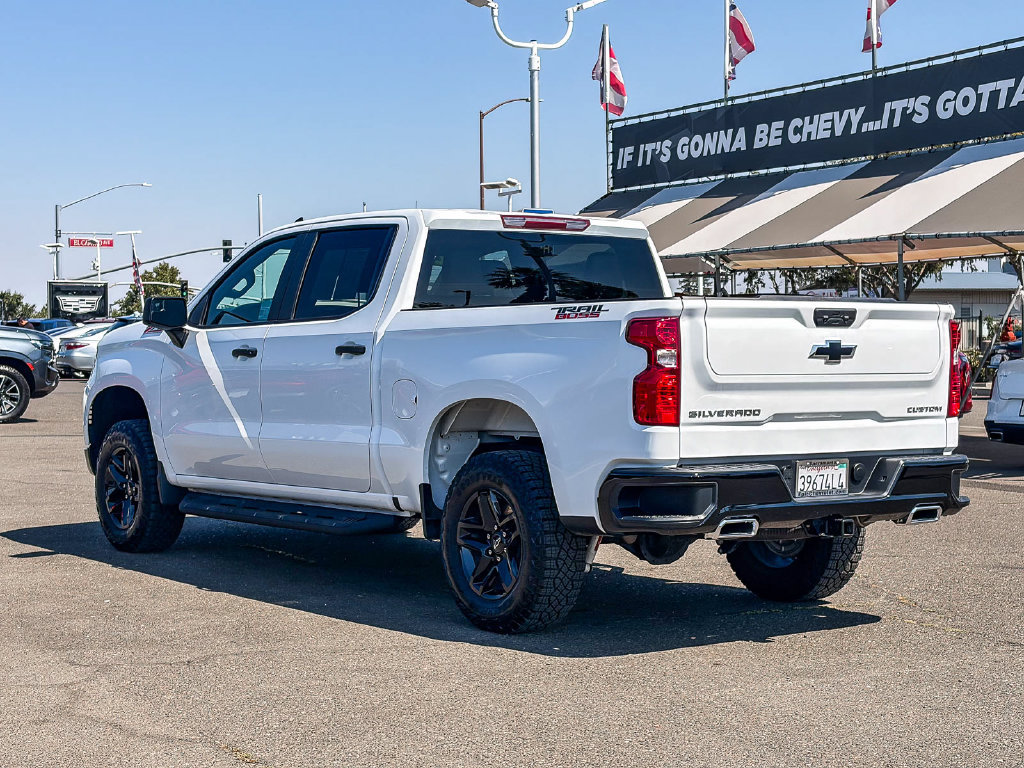 Used 2026 Chevrolet Silverado 1500 Custom Trail Boss AWD/4WD image 2