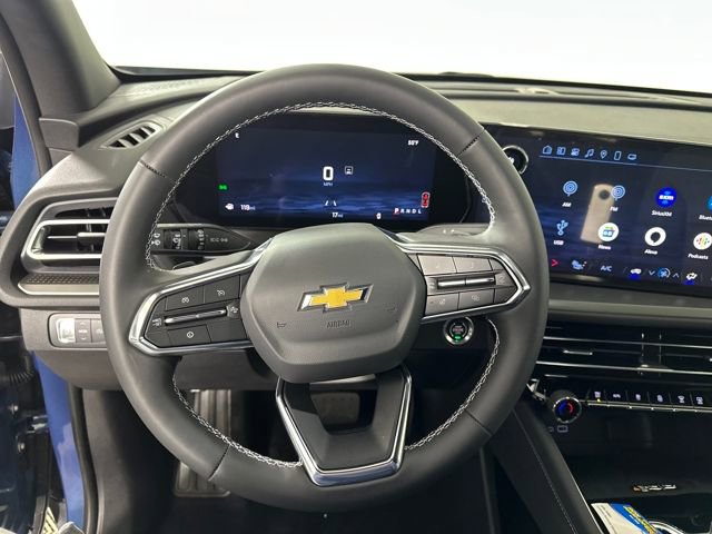 Used 2025 Chevrolet Traverse LT w/ Driver Confidence Package image 14