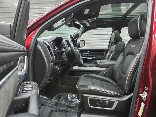 Used 2022 RAM 1500 Laramie AWD/4WD image 16