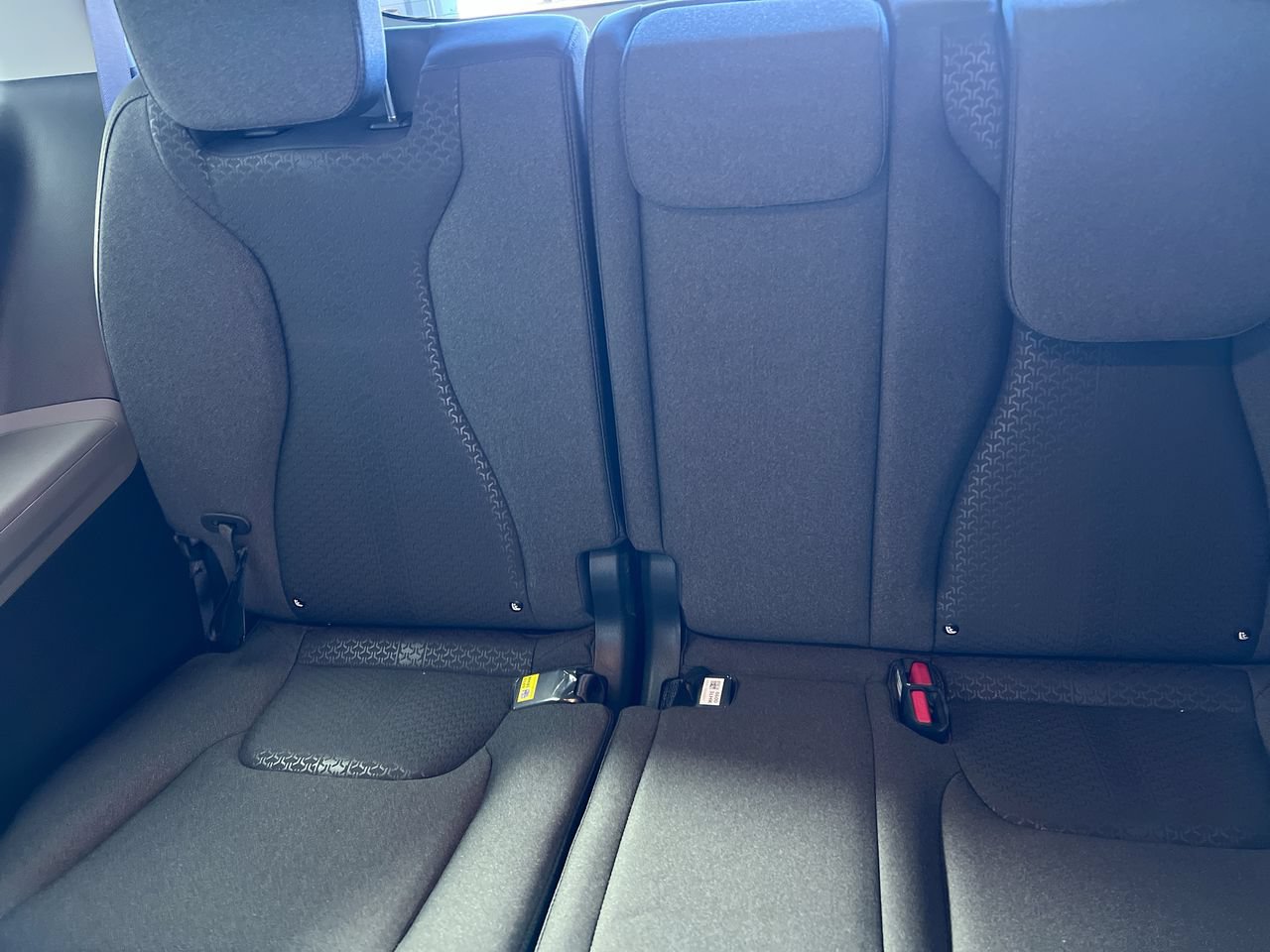 New 2027 Kia Carnival LX FWD image 29