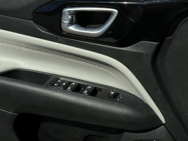 Used 2024 Jeep Compass Limited AWD/4WD image 32