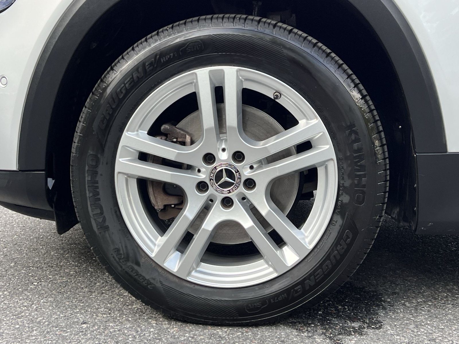 Used 2022 Mercedes-Benz GLB 250 4MATIC image 17