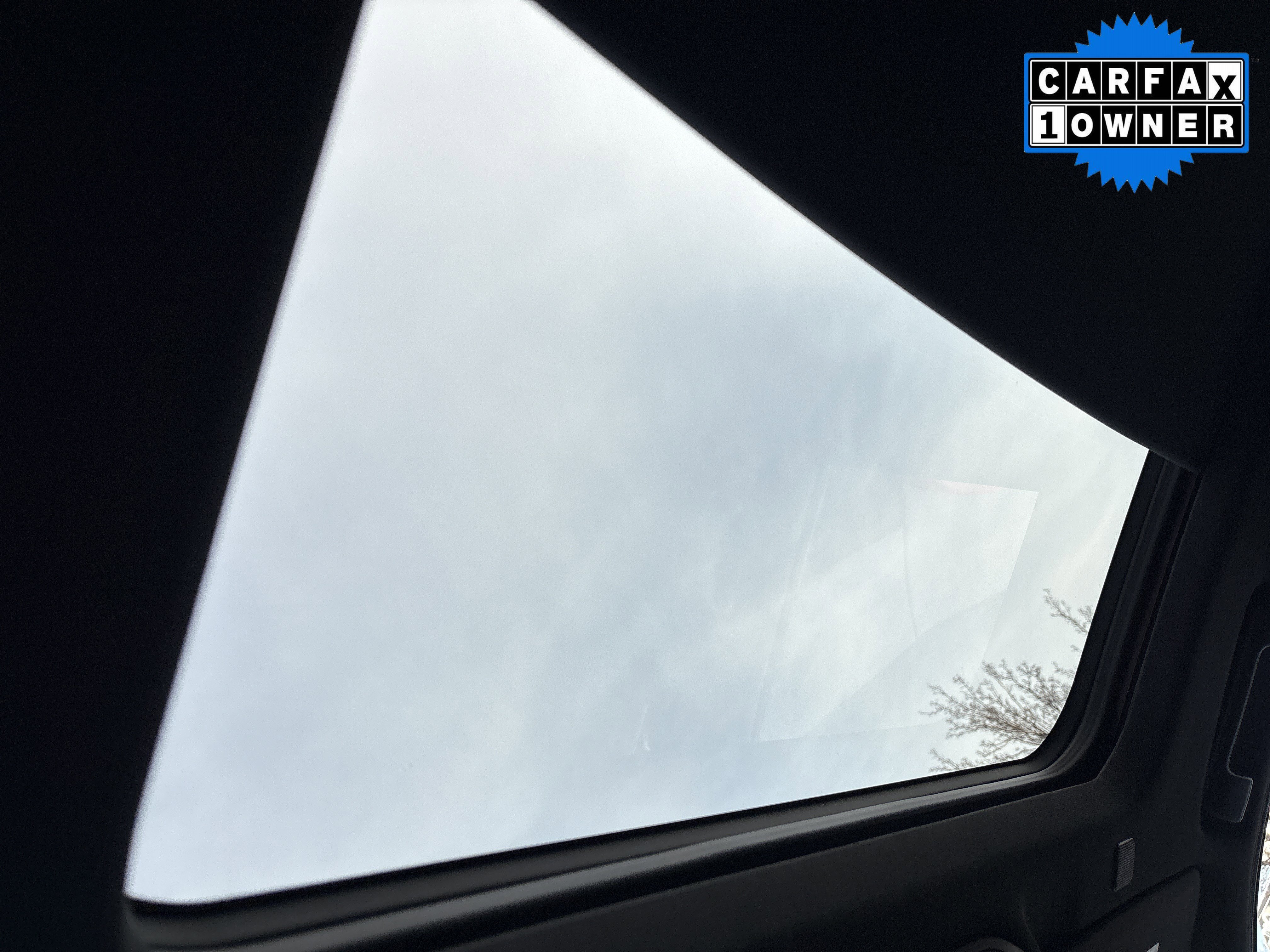 Used 2023 Chevrolet Suburban Z71 w/ Luxury Package image 31