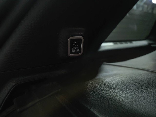 Used 2022 Jeep Grand Cherokee Trailhawk w/ Advanced Protech Group II image 40