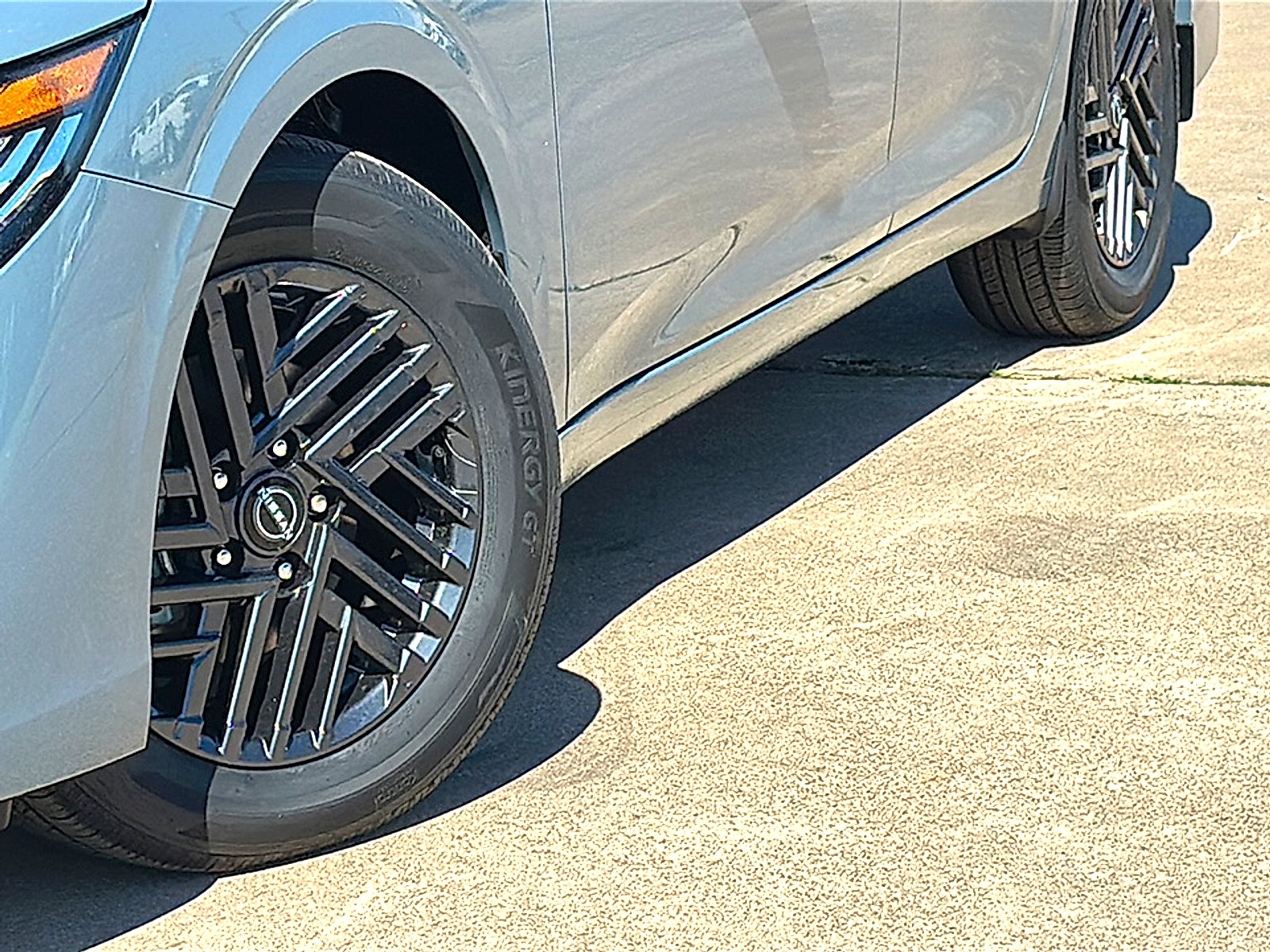 New 2026 Nissan Sentra SV w/ SV Convenience Package image 3