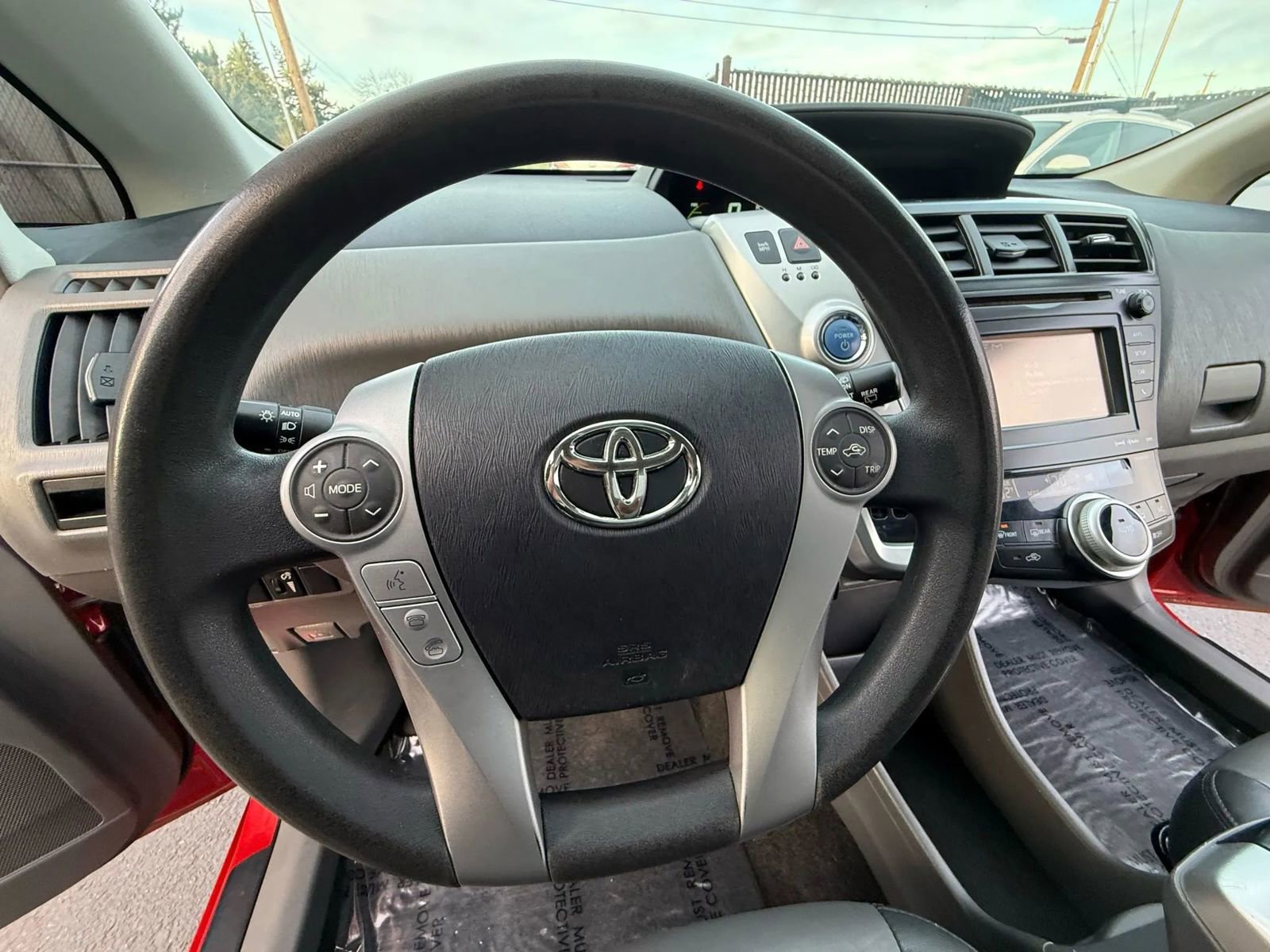 Used 2012 Toyota Prius V Five image 19