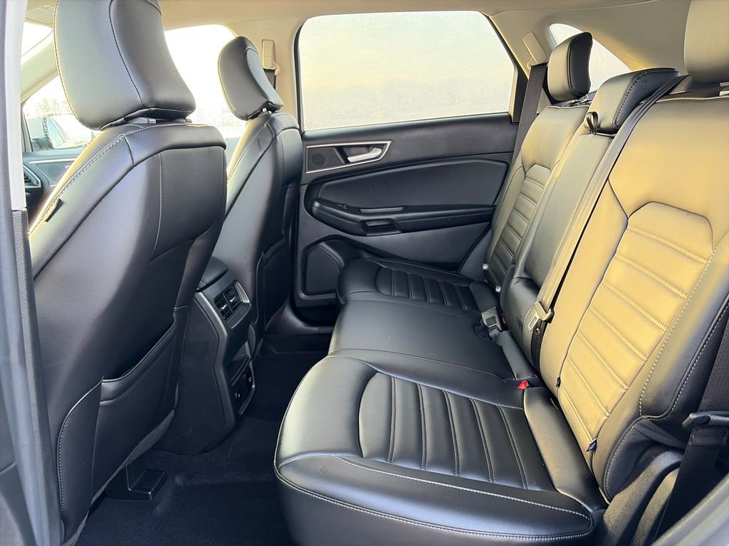Used 2024 Ford Edge SEL w/ Convenience Package image 30