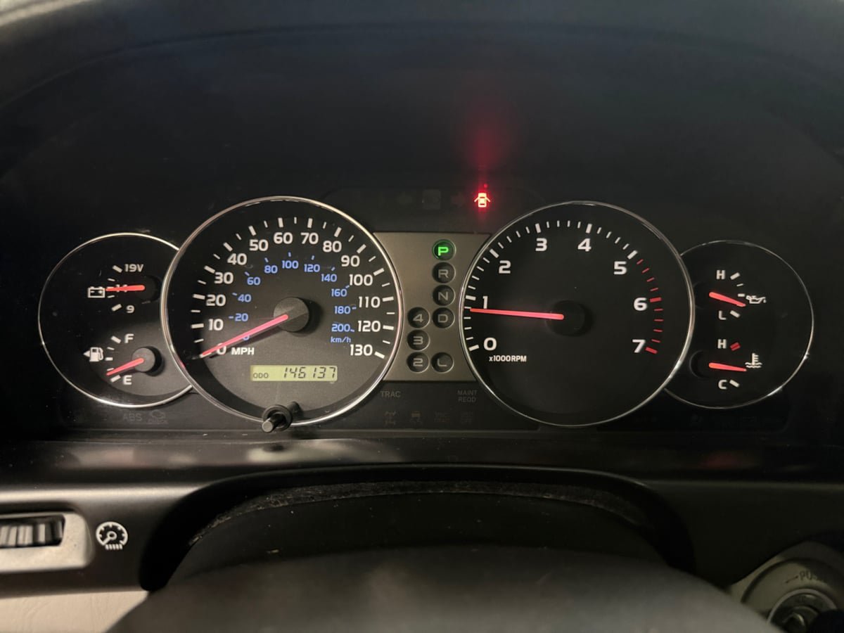 Used 2004 Toyota Land Cruiser AWD/4WD image 14