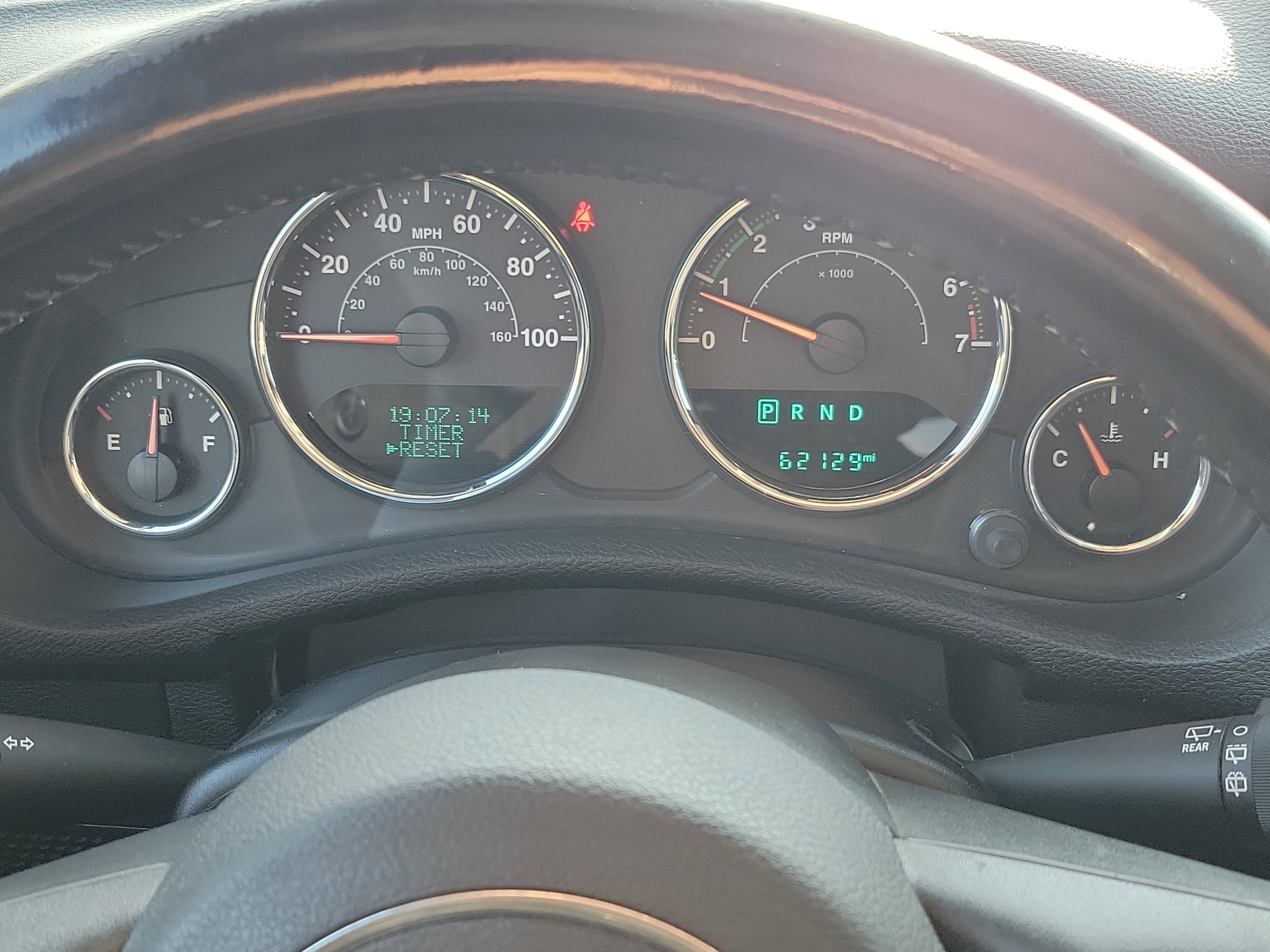 Used 2015 Jeep Wrangler Unlimited Sahara w/ Connectivity Group image 20