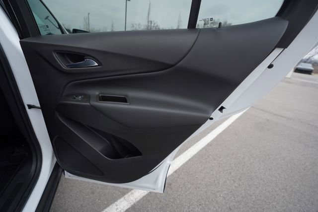 Used 2022 Chevrolet Equinox LT w/ Driver Convenience Package image 22