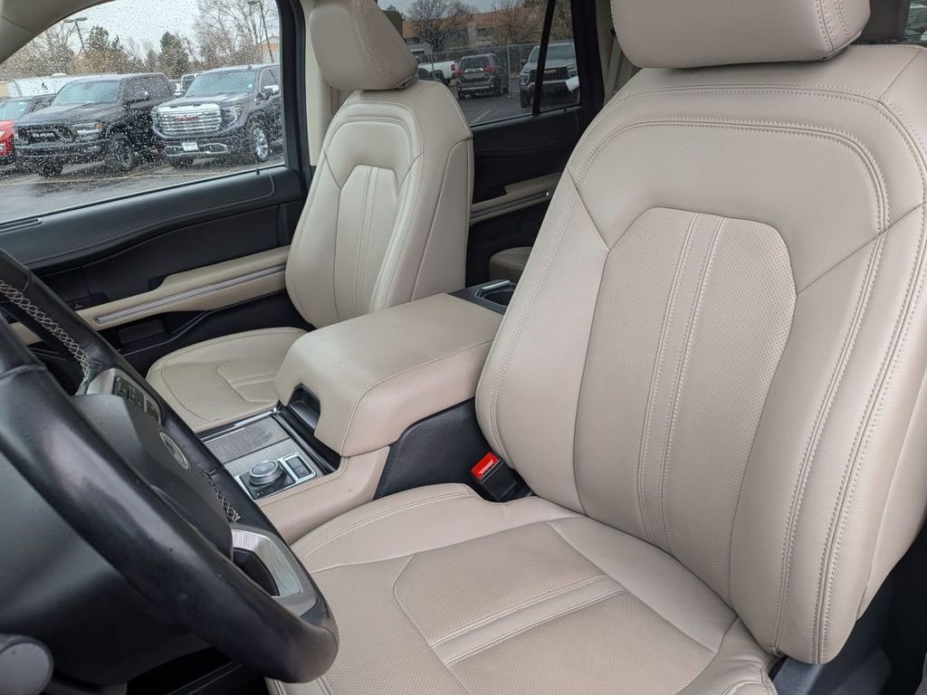 Used 2024 Ford Expedition Limited image 15