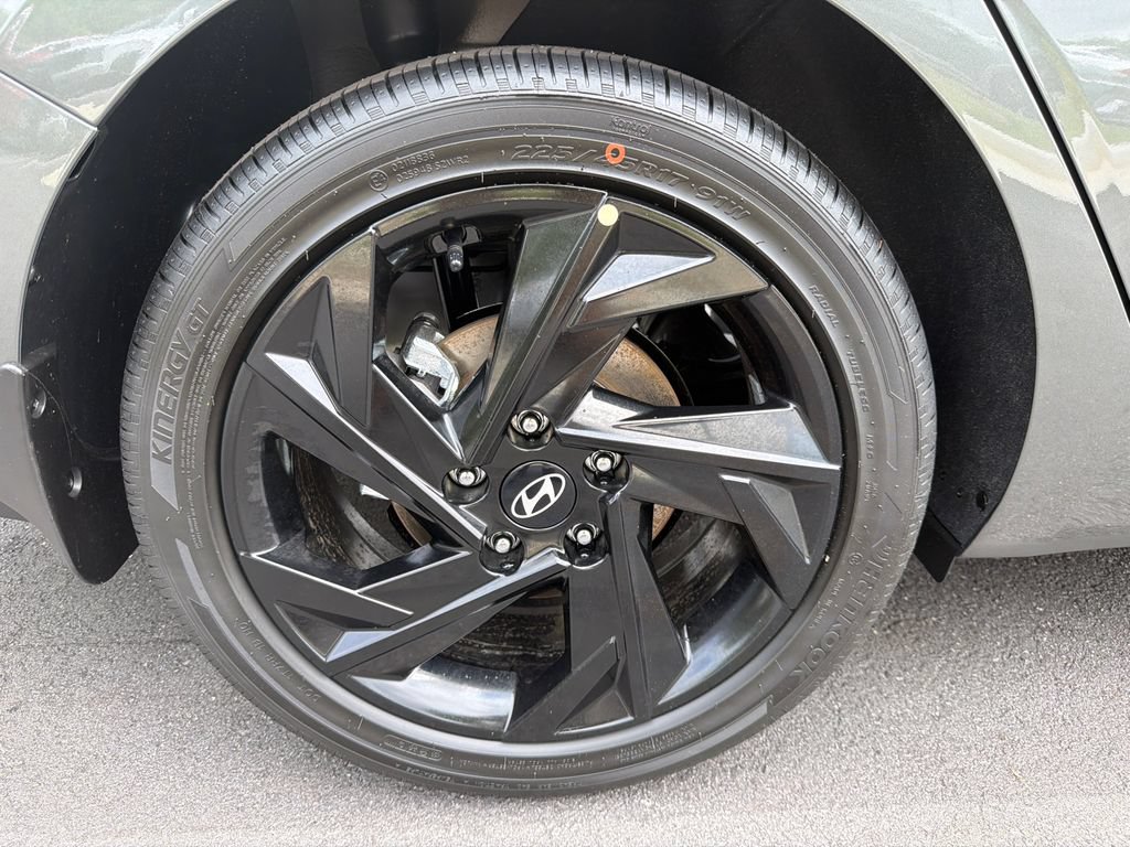 New 2026 Hyundai Elantra Sport FWD image 18
