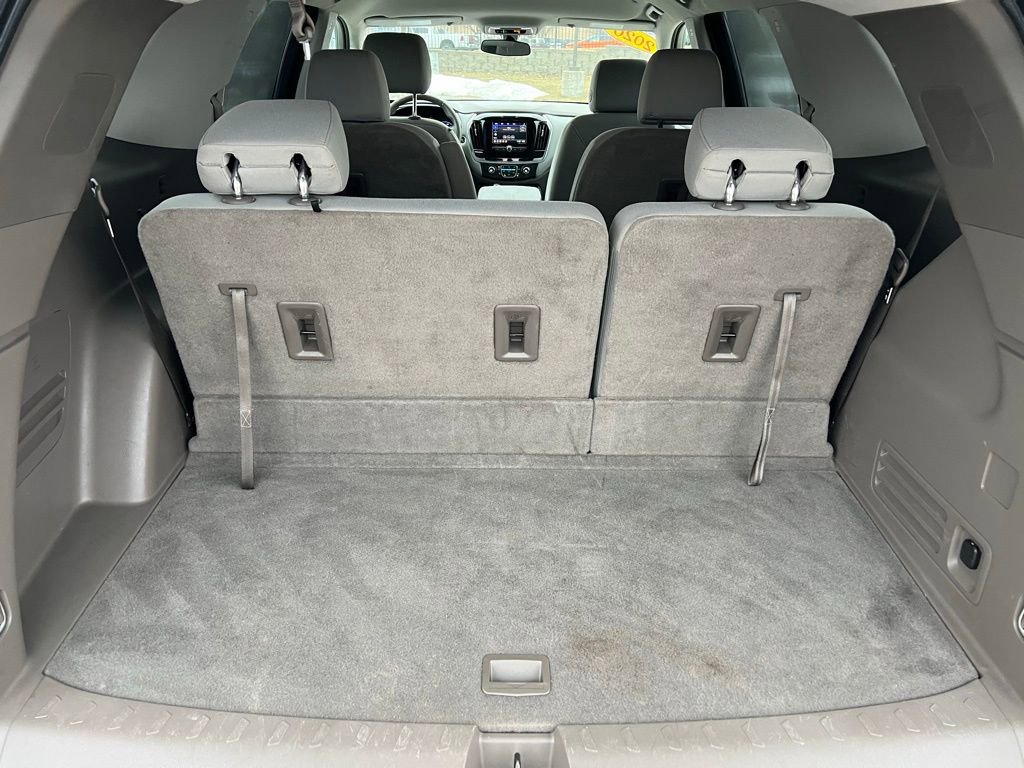 Used 2020 Chevrolet Traverse LT image 22