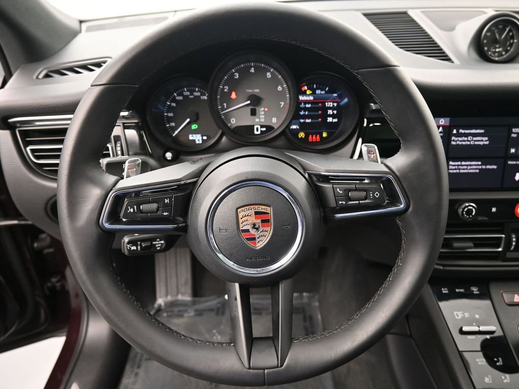 Certified 2026 Porsche Macan S AWD/4WD image 12
