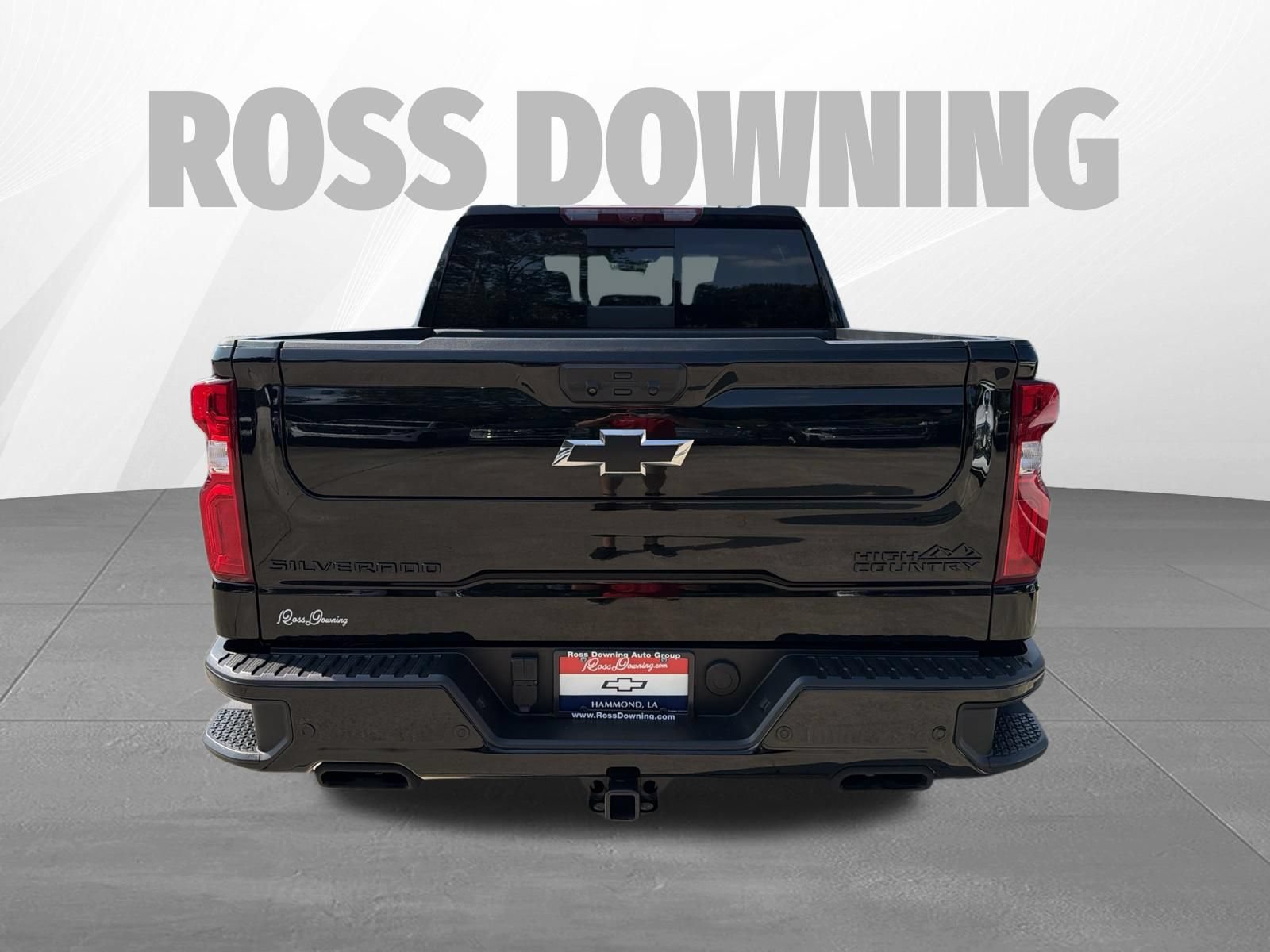 Used 2026 Chevrolet Silverado 1500 High Country w/ High Country Premium Package AWD/4WD image 5