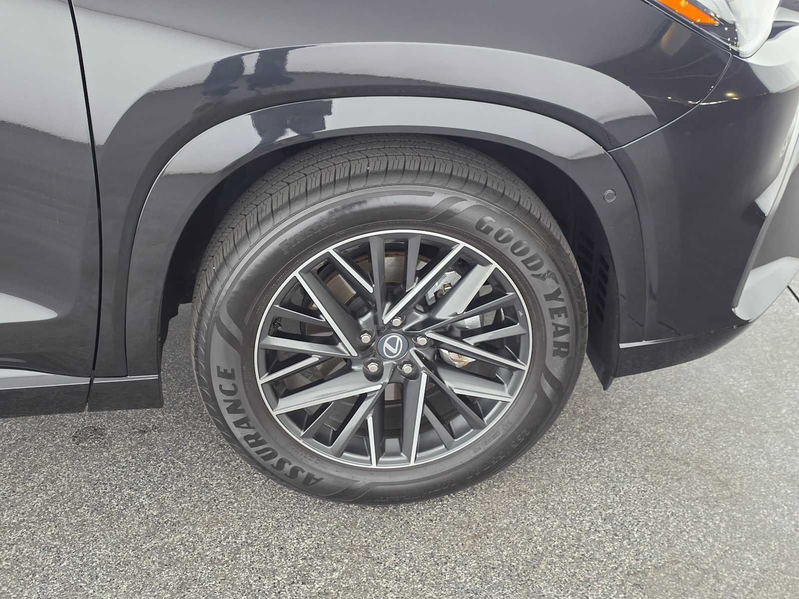 Certified 2026 Lexus TX 350 FWD w/ Technology Package image 9