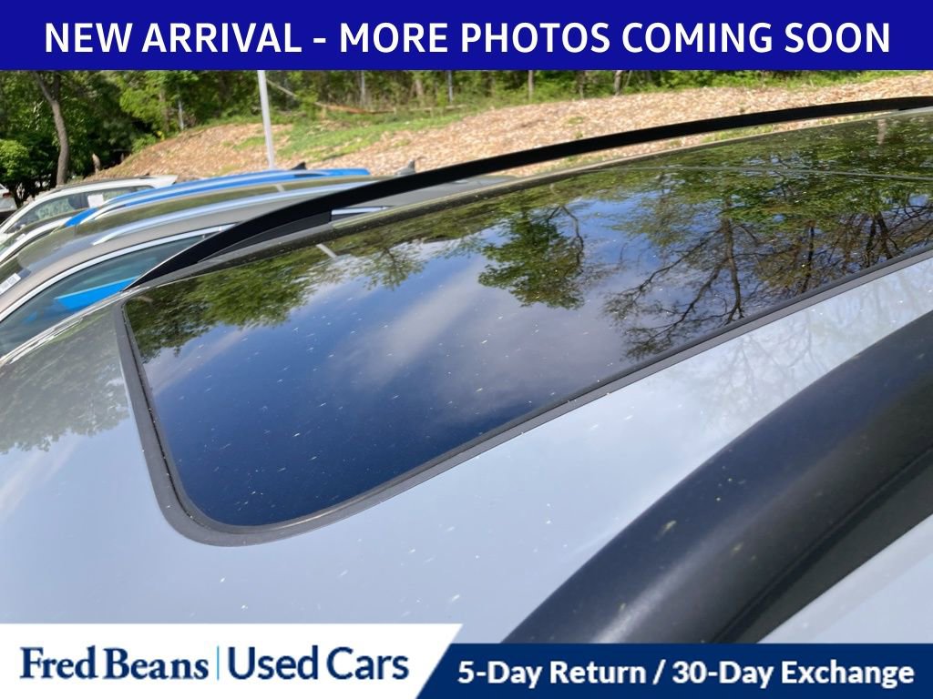 Used 2025 Volkswagen Atlas Peak Edition SE AWD/4WD image 8