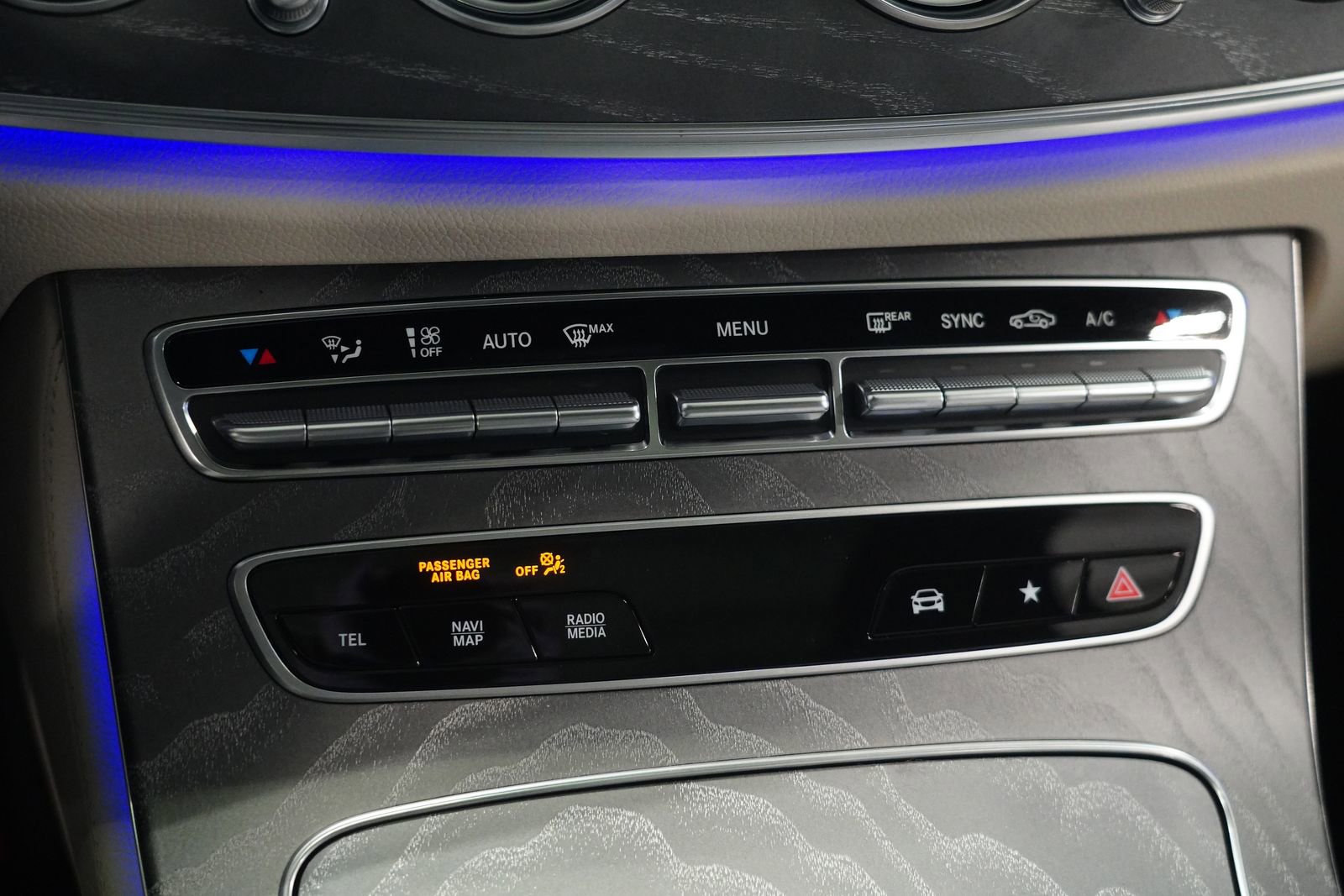 Used 2022 Mercedes-Benz E 350 4MATIC Sedan image 26