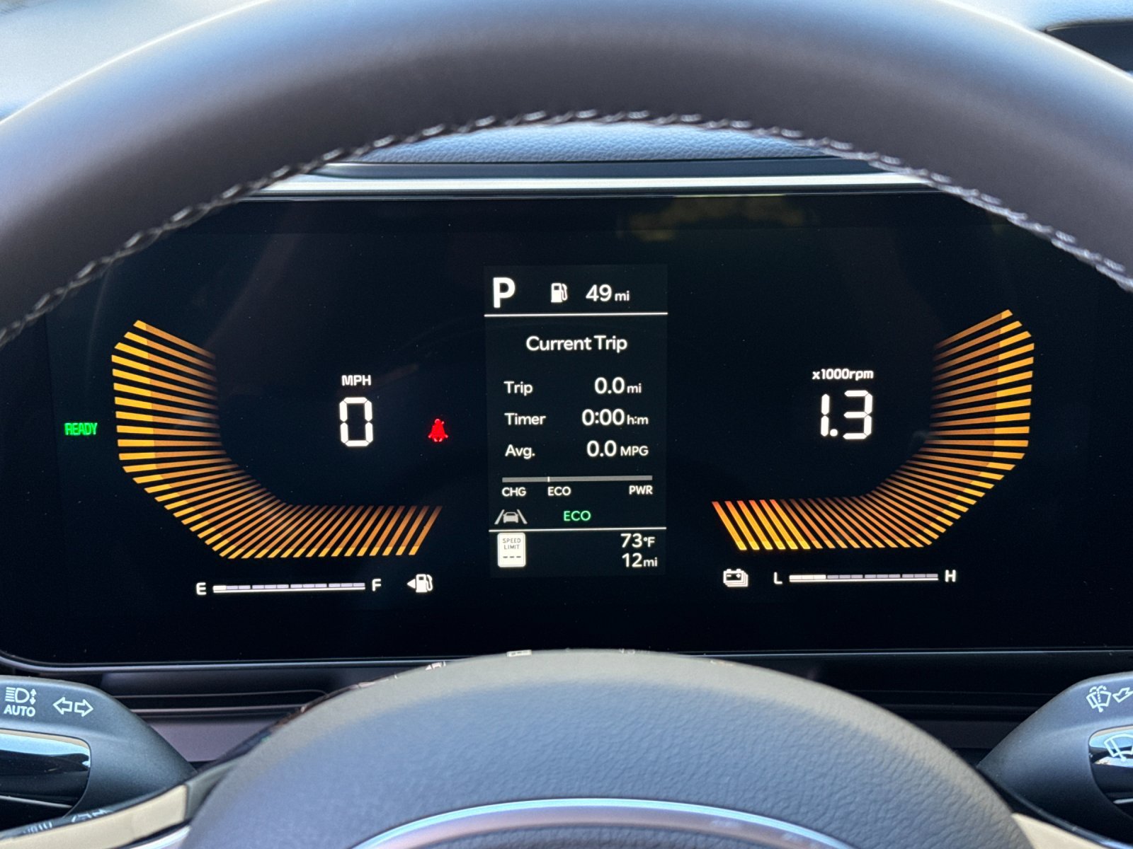 New 2026 Kia Carnival LXS FWD image 24