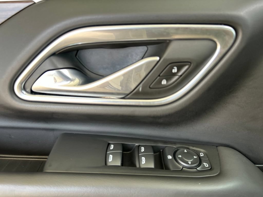Certified 2023 GMC Yukon SLE RWD image 26