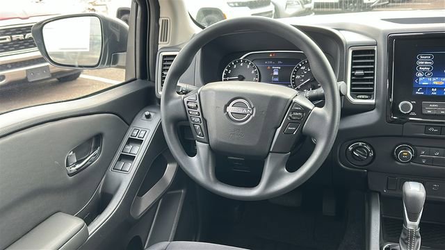 Certified 2023 Nissan Frontier SV w/ Tow Package image 21
