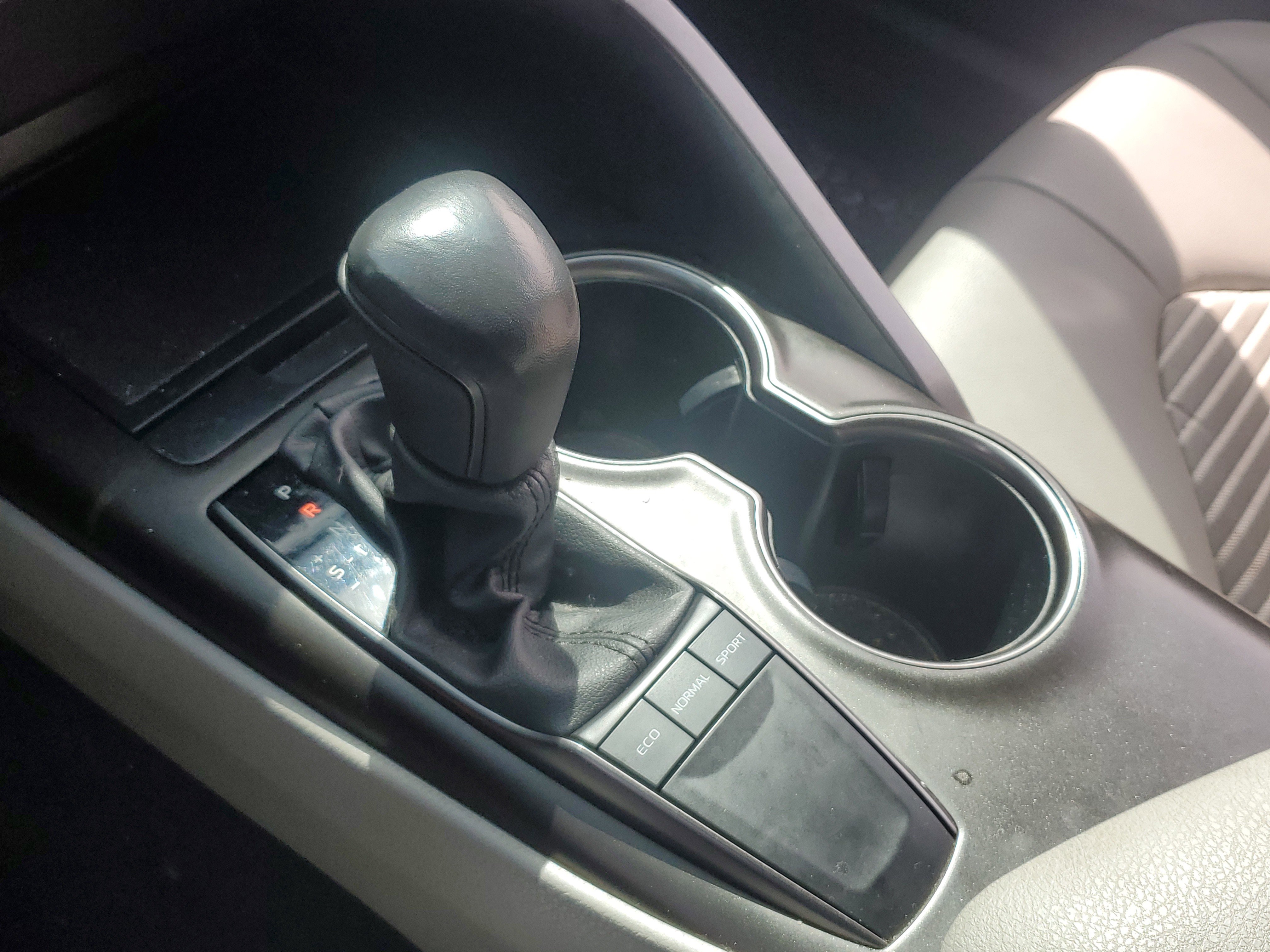 Used 2023 Toyota Camry SE image 33