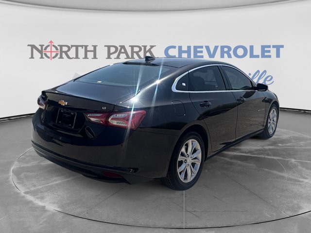 Used 2021 Chevrolet Malibu LT FWD image 3