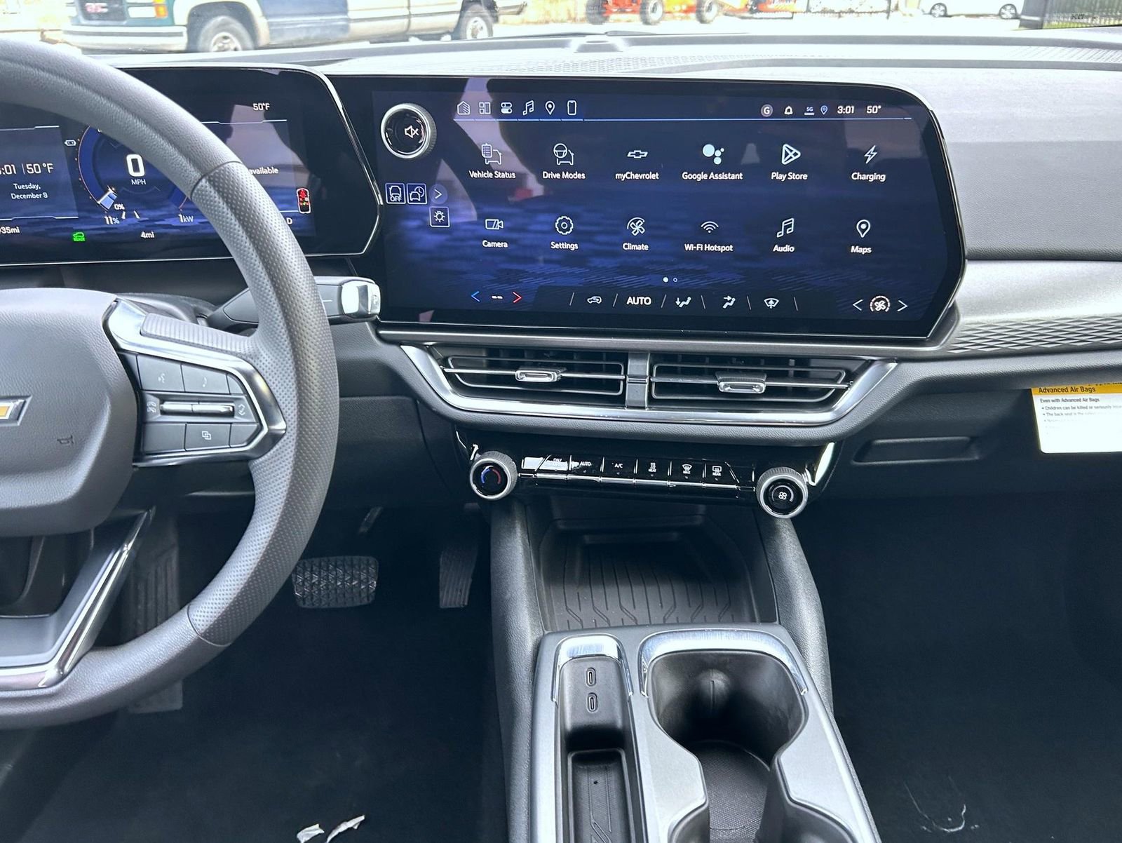 New 2026 Chevrolet Equinox EV LT image 12