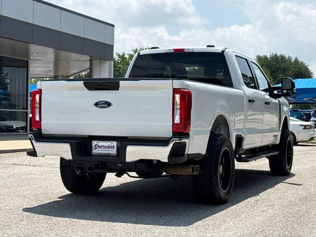 Used 2023 Ford F250 XLT w/ FX4 Off-Road Package AWD/4WD image 9