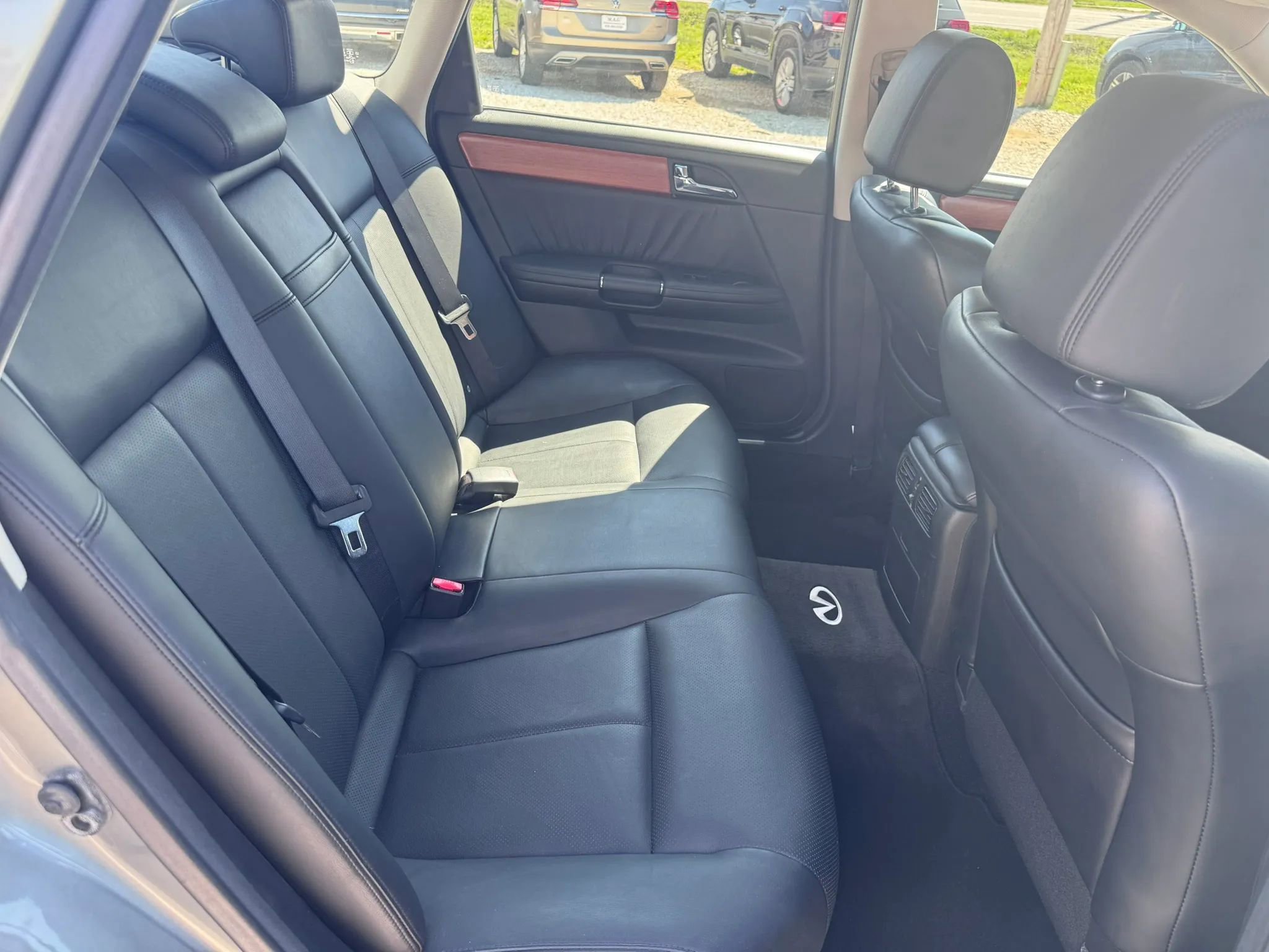 Used 2007 INFINITI M35 x w/ Technology Pkg image 27