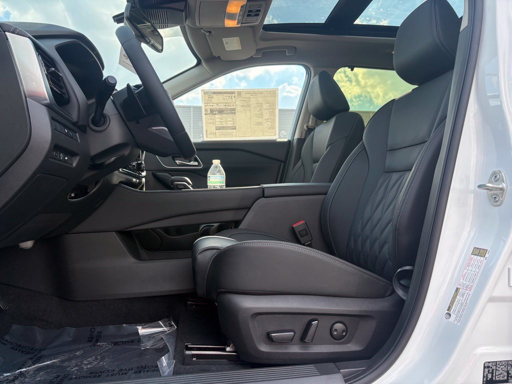 New 2026 Nissan Rogue Platinum AWD/4WD image 32
