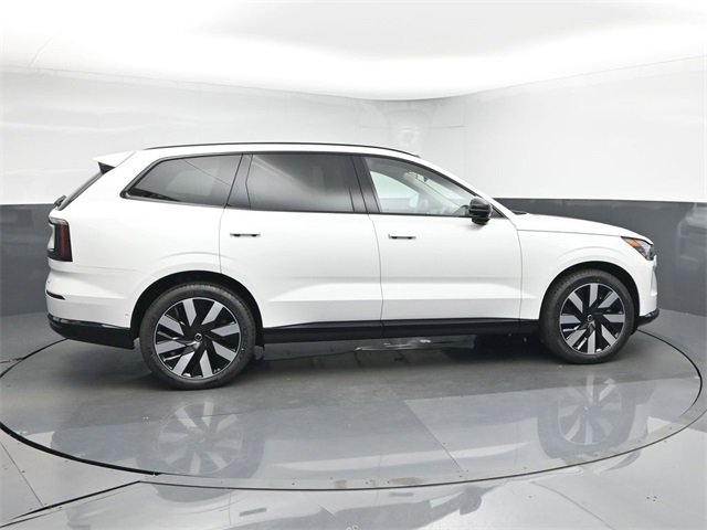New 2025 Volvo EX90 Plus w/ Protection Package Premier image 8
