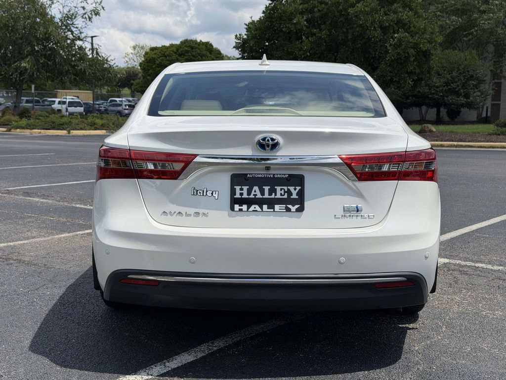 Used 2017 Toyota Avalon Limited w/ Carpet Mat Package FWD image 21