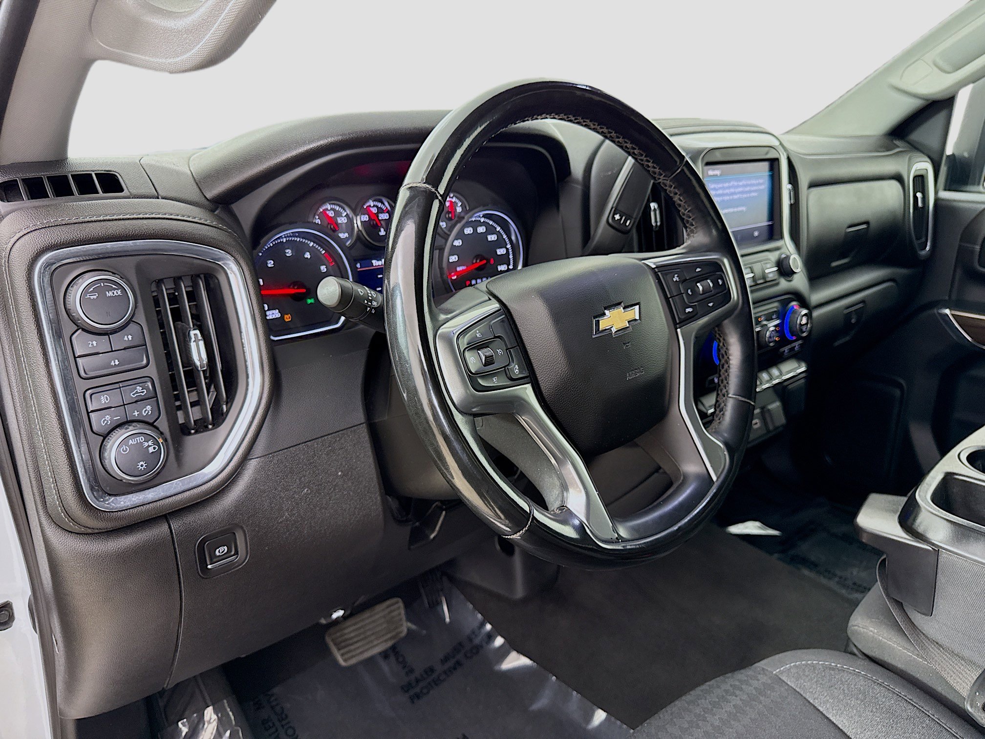 Used 2023 Chevrolet Silverado 2500 LT w/ Convenience Package image 9