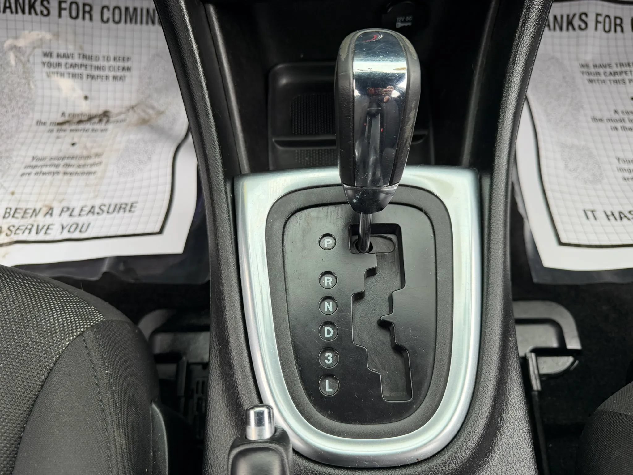 Used 2014 Dodge Avenger SE FWD image 25