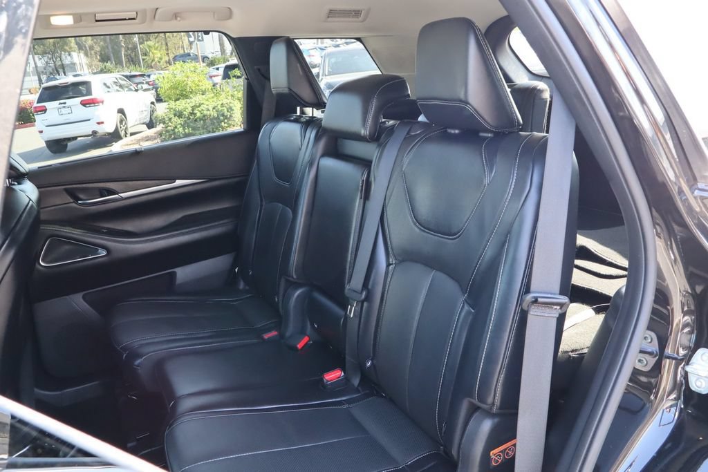Used 2023 INFINITI QX60 Sensory AWD/4WD image 39