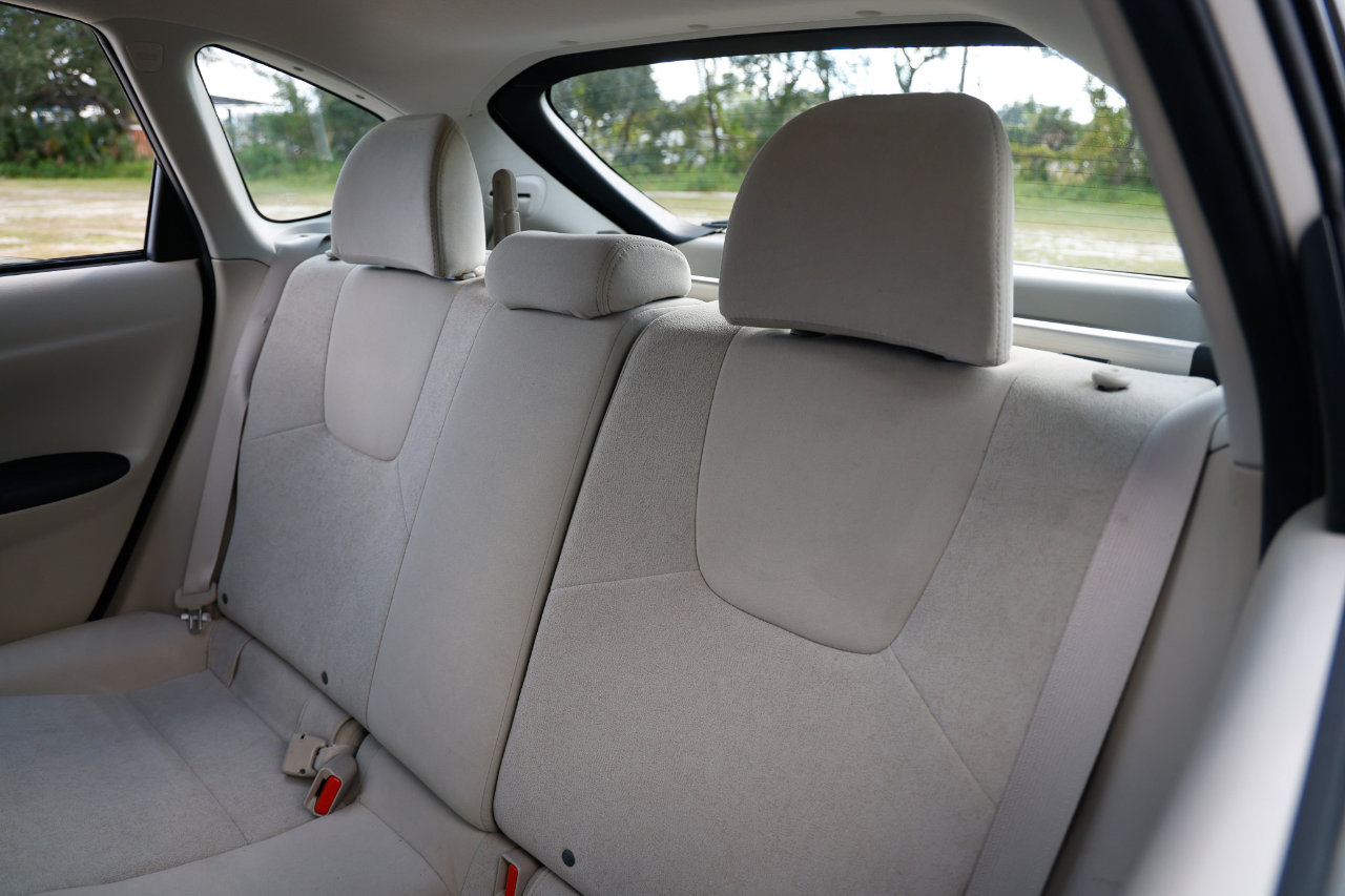 Used 2011 Subaru Impreza 2.5i image 8