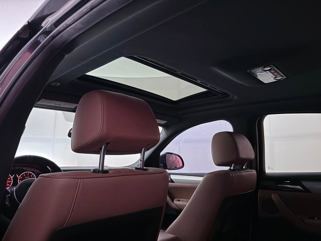 Used 2018 BMW X4 M40i image 24