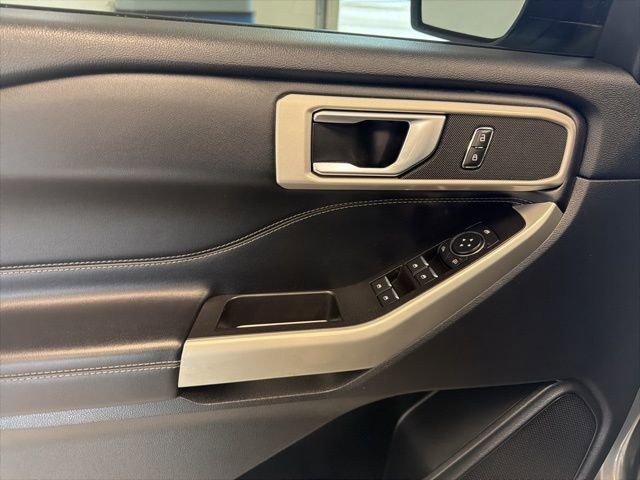 Used 2021 Ford Explorer XLT w/ Class III Trailer Tow Package image 32