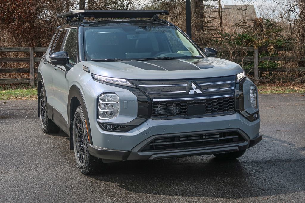 New 2026 Mitsubishi Outlander Trail Edition image 7