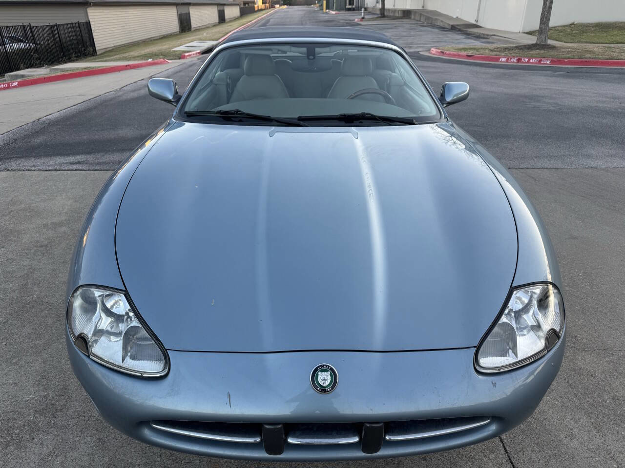 Used 2002 Jaguar XK8 Convertible image 2