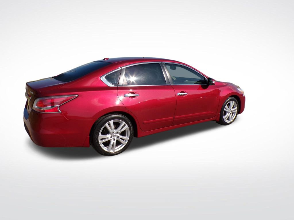 Used 2015 Nissan Altima 3.5 SL FWD image 7