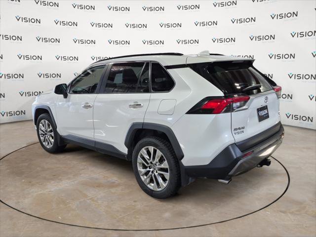 Used 2020 Toyota RAV4 Limited image 3