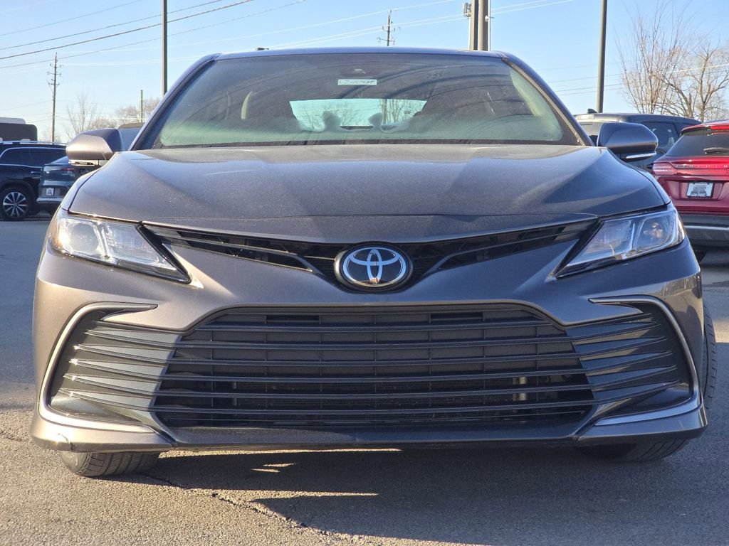 Used 2023 Toyota Camry LE image 8